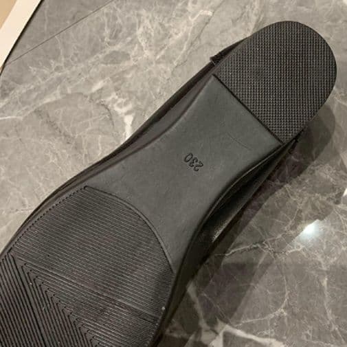 フラットシューズ 上品な飾り付き軽量ウェッジパンプス