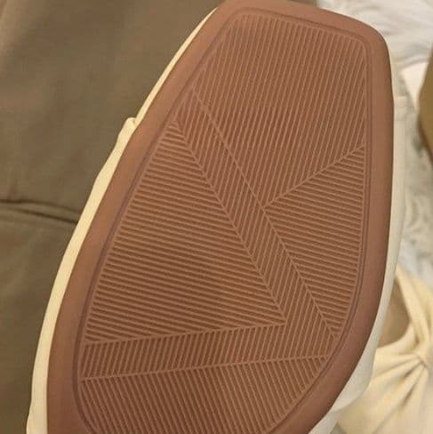 フラットシューズ 上品スクエアパンプス