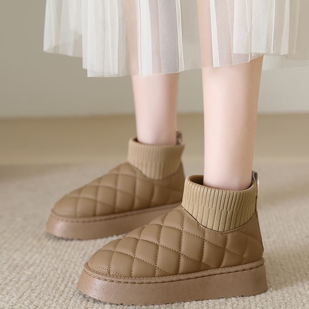 フラットシューズ 厚底キルティングムートンブーツ