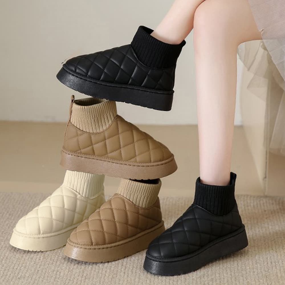 フラットシューズ 厚底キルティングムートンブーツ